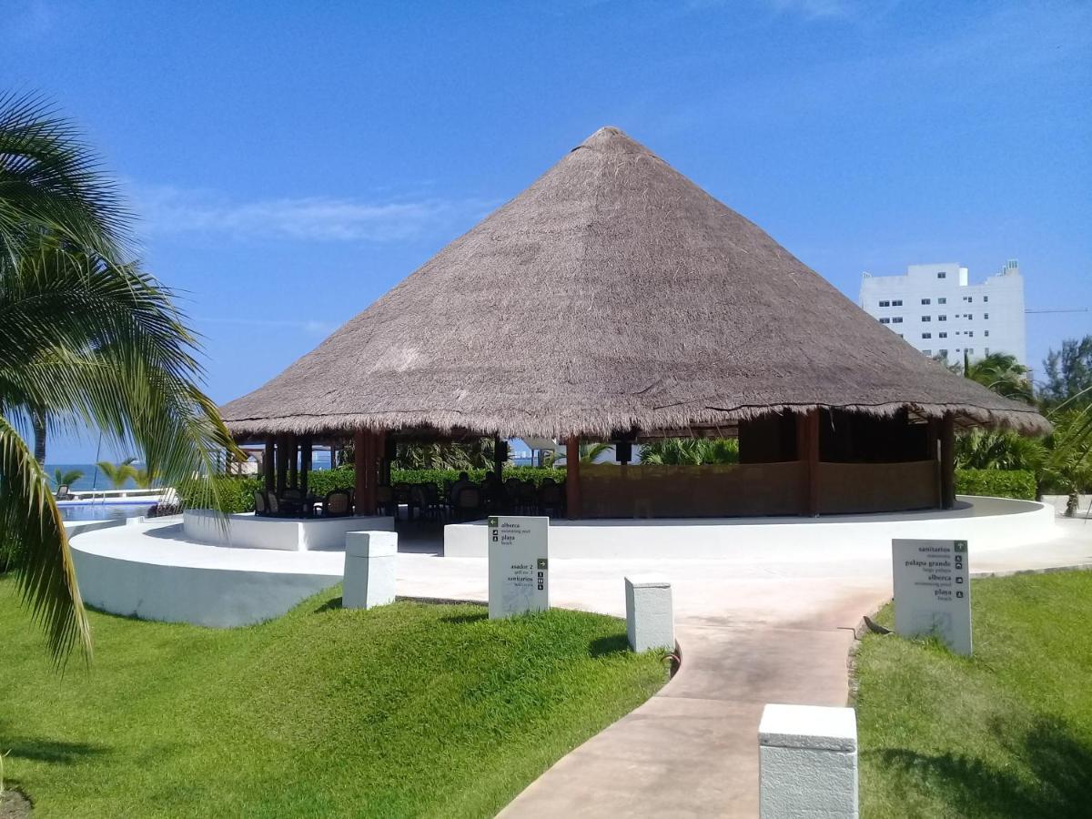 Swim The Caribbean & Work With A View Apartment แคนคูน ภายนอก รูปภาพ
